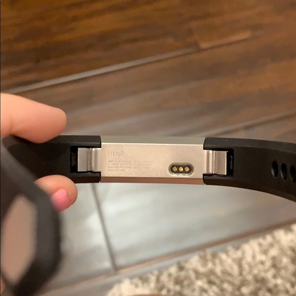 Fitbit - Picture 3 of 3